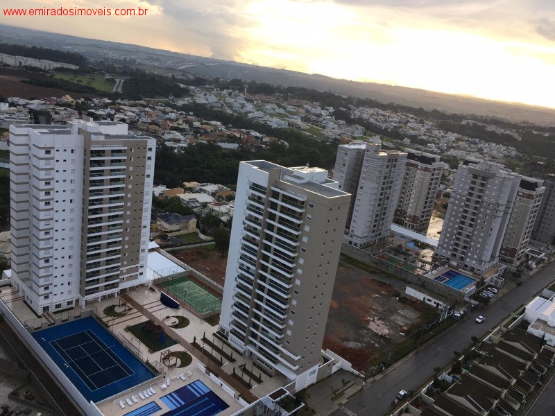 Apartamento com 3 dormitórios em Campolim