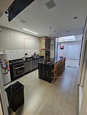 Casa de condomínio com 3 dormitórios em Villagio Milano