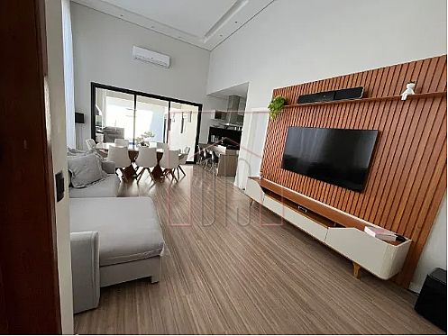 Casa de condomínio com 3 dormitórios em Villagio Milano
